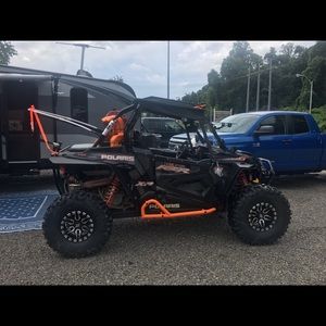 Meet your Posher, Lee